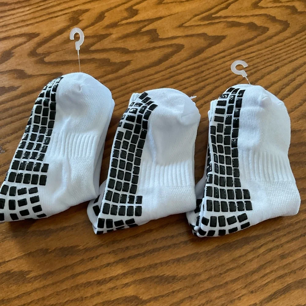 NWOT Crew Sports Grip Socks (3 pr)